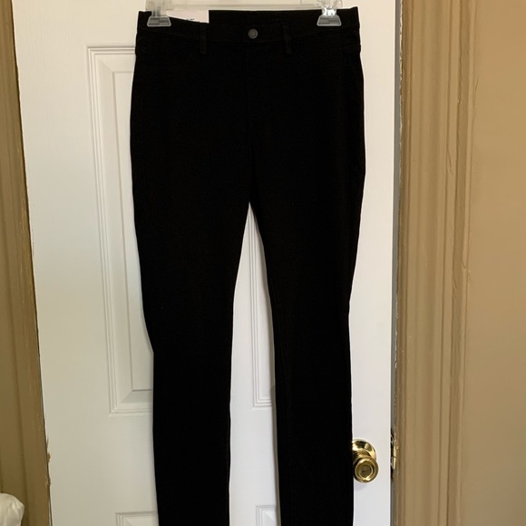 NWT Uniqlo Black Leggings Pants - Picture 3 of 5